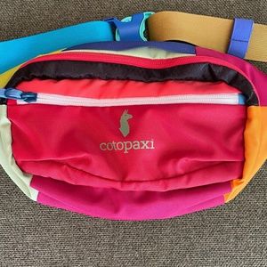 NWOT - Kapai 3L Hip Pack -Del Dia